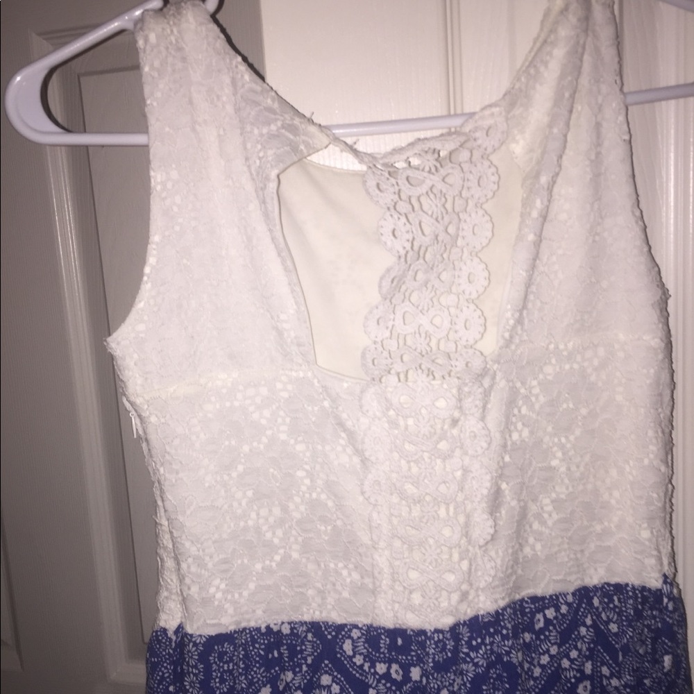 Gorgeous white lace dress